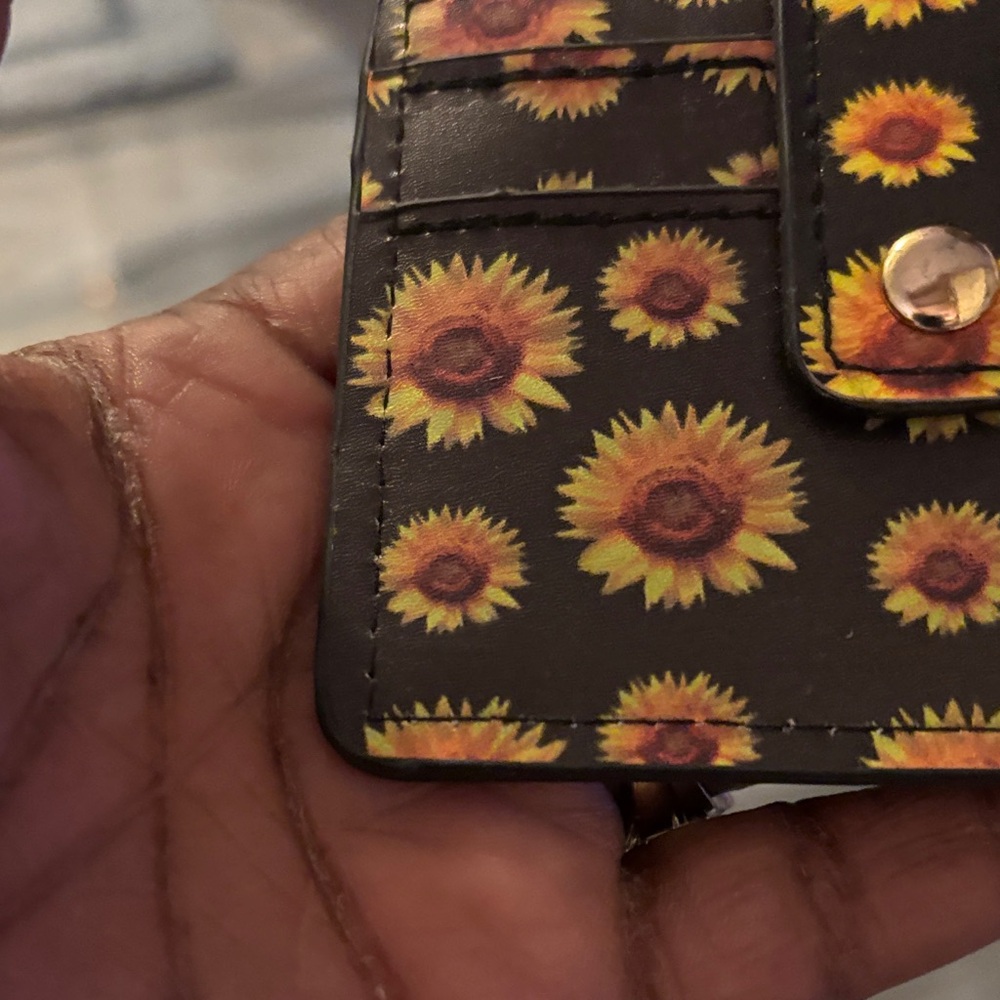 Sunflower Patterned Wallet - image 4